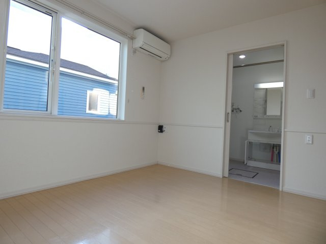 大和(ヤマト）の居間・リビング