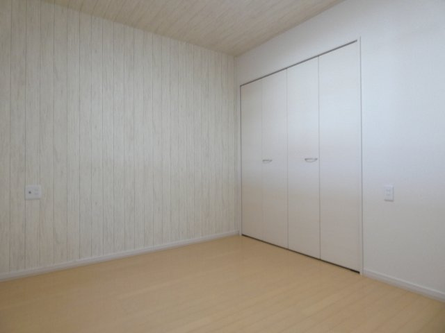 大和(ヤマト）の洋室