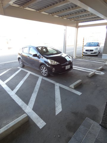 大和(ヤマト）の駐車場