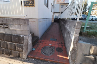 【エントランス】 | ベルメゾン | 入口