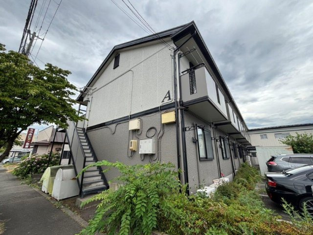 サンハイツ西仙北Ａ棟の外観