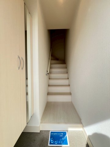 セジュール加佐A棟の玄関