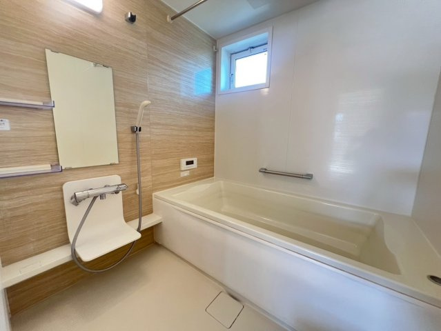 セジュール加佐A棟の浴室