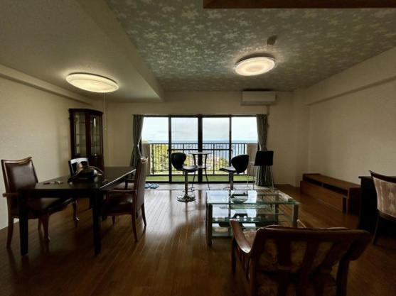 【居間・リビング】 | ライオンズマンション川奈マリンビュー