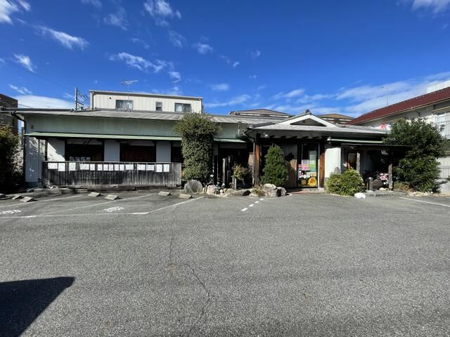 元八事近藤店舗