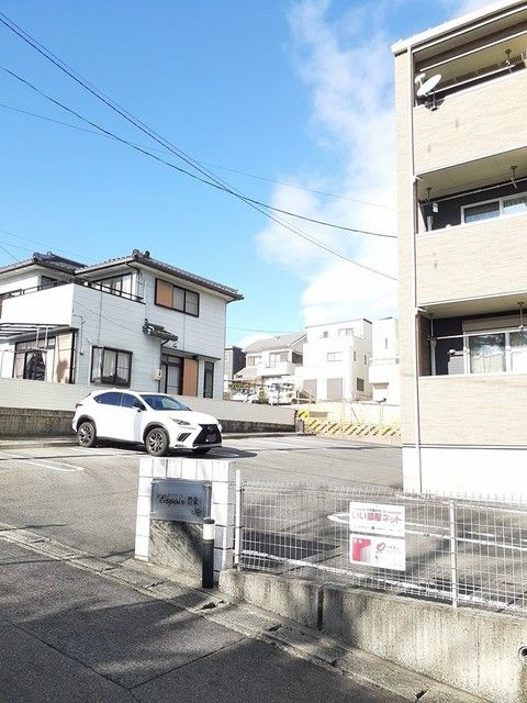 エスポワール　豊栄の駐車場
