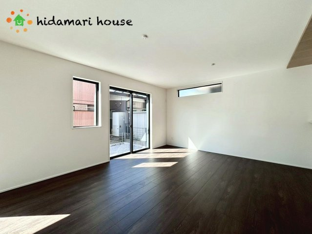 上尾市藤波　新築戸建　グラファーレ01の居間・リビング