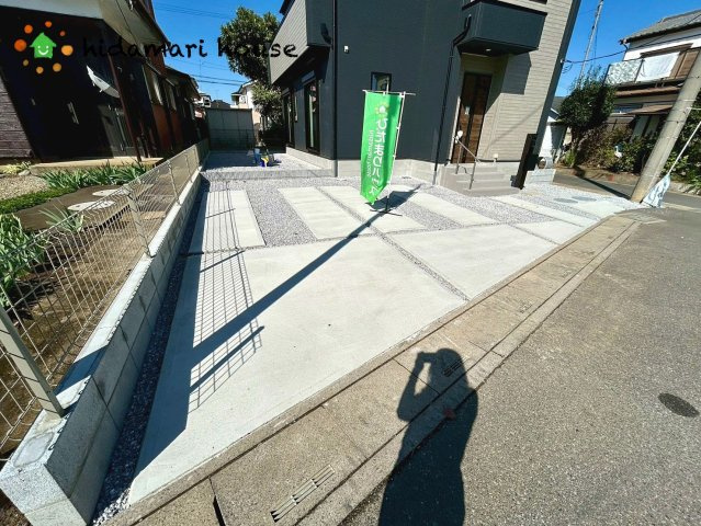 上尾市藤波　新築戸建　グラファーレ01の駐車場