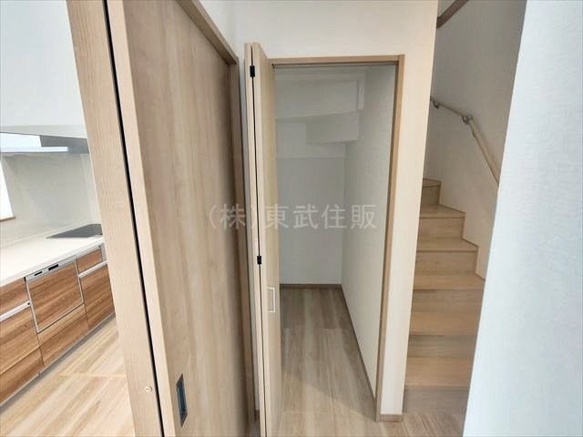 【内装】 | 坂戸市溝端町　全2棟　B号棟 | 1階内装