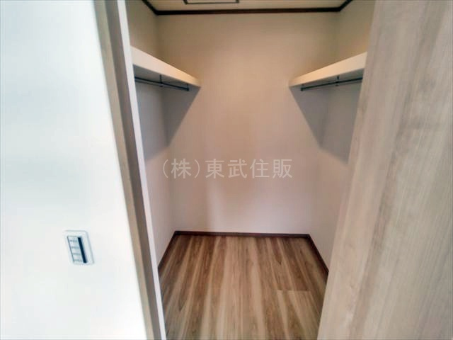 【収納】 | 坂戸市溝端町　全2棟　B号棟 | 2階北東側8.0帖洋室の収納です