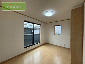 【洋室】 | リフォーム〇　水回り集中設計　千葉市稲毛区山王町　中古戸建 | 販売現地