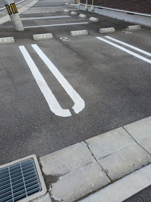 【駐車場】 | セントラルレジデンスＳ | 駐車場があるので、車を買う予定の方も安心です