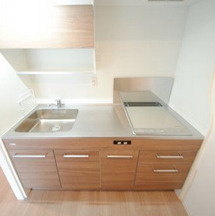 セレニテ福島アリアのキッチン