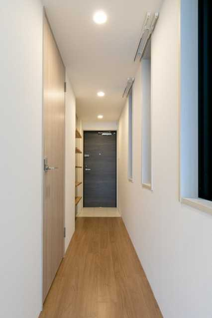 SOU三軒茶屋　築浅　デザイナーズ　角部屋の玄関