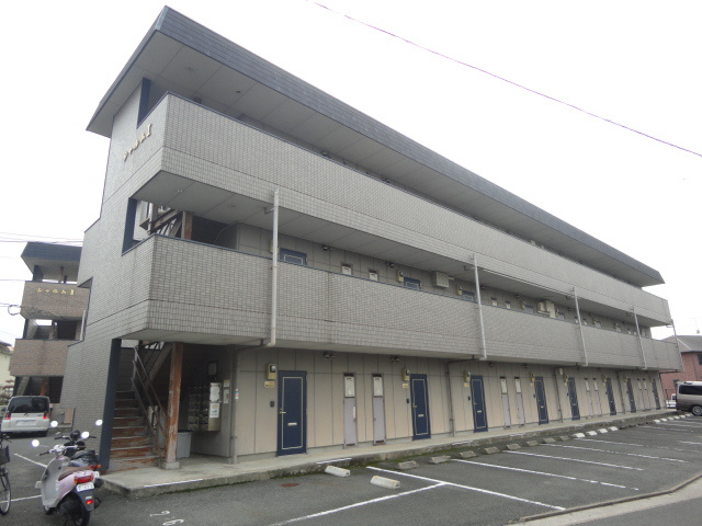 シャルムⅠ【キャッシュバック対象物件】の駐車場|駐車場完備です