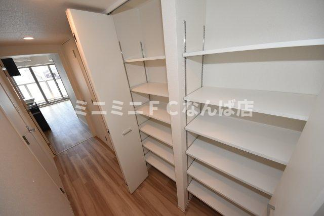 セレニテフラン難波