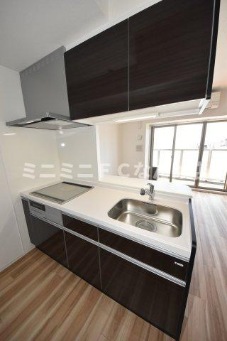 セレニテフラン難波のキッチン