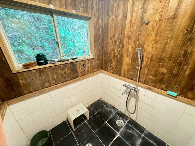 館山市西川名　中古戸建の浴室