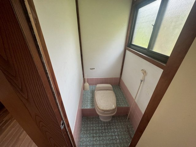 館山市西川名　中古戸建のトイレ