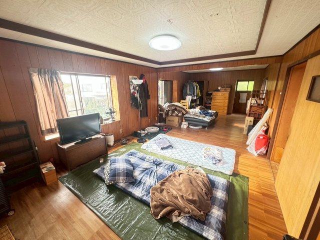 館山市西川名　中古戸建の洋室