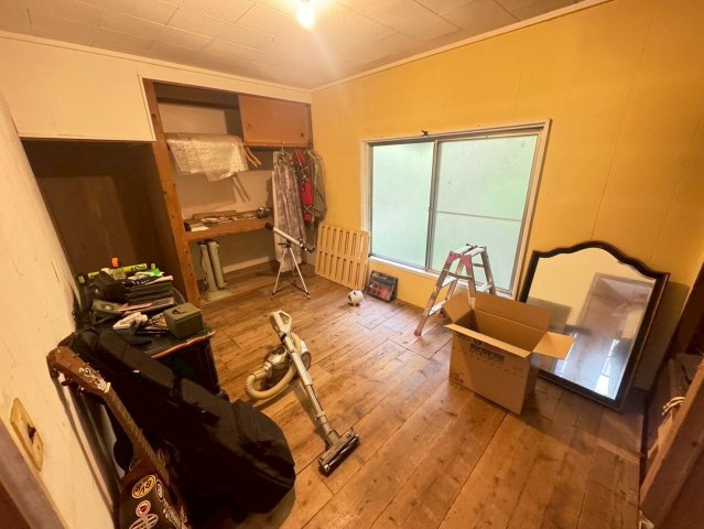 館山市西川名　中古戸建の洋室