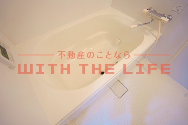 エスペランサ久留米駅前【10,000円キャッシュバック対象物件】の浴室|コンパクトで使いやすいお風呂です