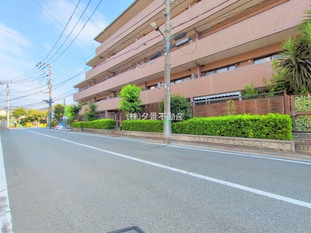  | 《仲介手数料無料》練馬区大泉町４丁目22(1号棟)新築一戸建てグラファーレ