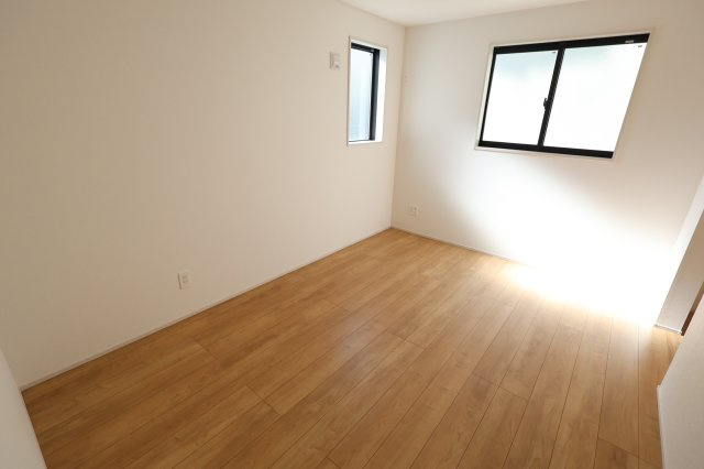  | 《仲介手数料無料》練馬区大泉町４丁目22(2号棟)新築一戸建てグラファーレ