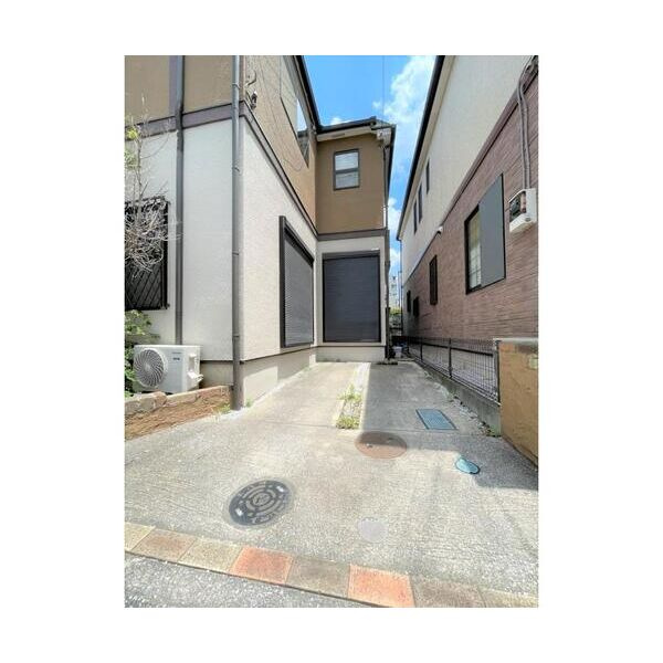 さいたま市桜区田島3丁目貸家の駐車場