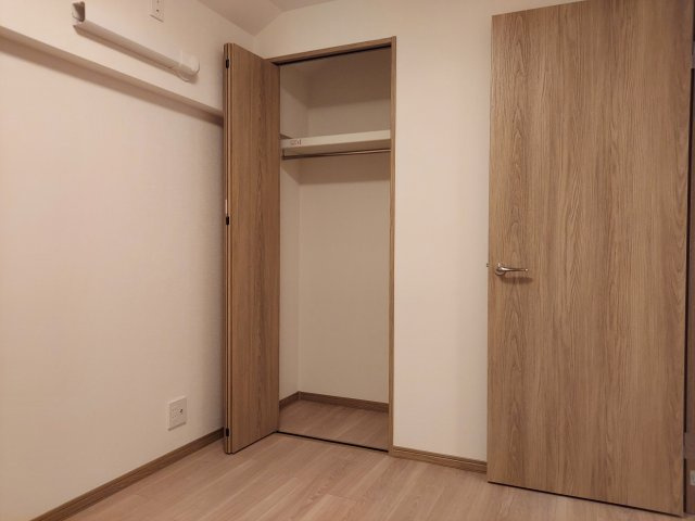 宝塚パインクレストのその他|納戸中約4帖