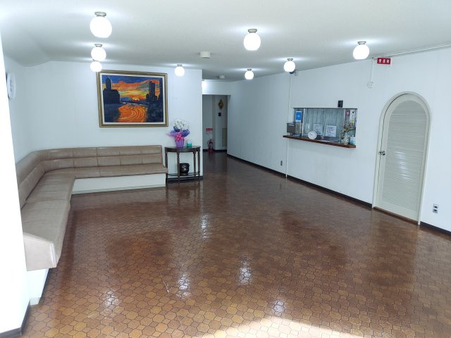 宝塚パインクレストのエントランス