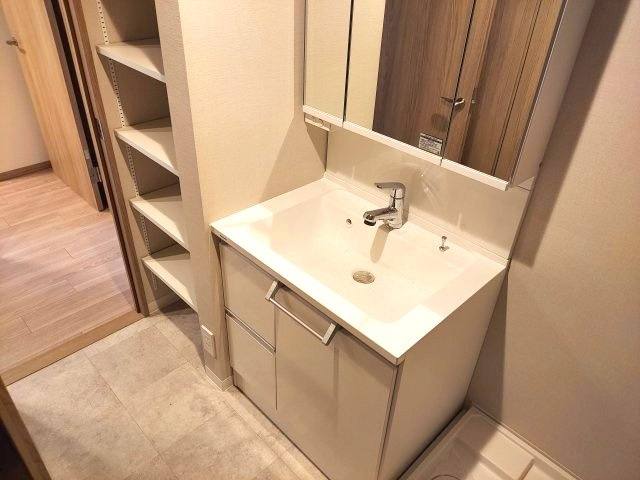 宝塚パインクレストの独立洗面台|洗面化粧台