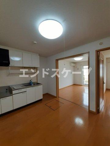 ラジェルⅡの居間・リビング|高崎、前橋のお部屋探しはエンドスケープまで！お客様の理想お聞かせ下さい♪