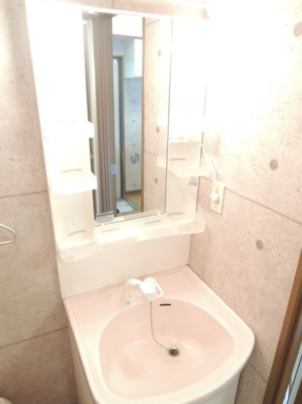 クレールYMの独立洗面台