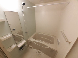 【浴室】 | プロスペリータ | 日々の疲れを癒すお風呂付です