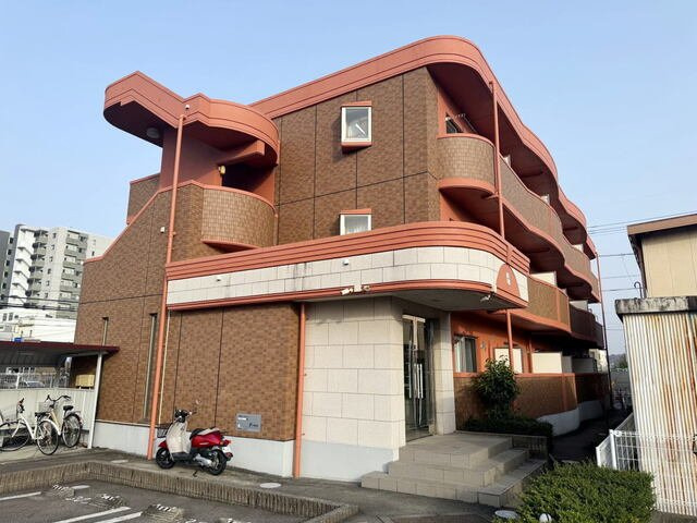 アルバ・美合の外観