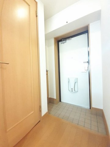 アルバ・美合の玄関