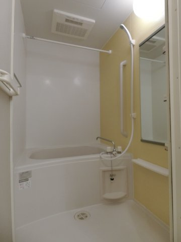 メゾンドグレイスの浴室