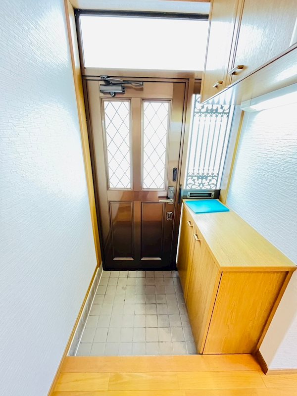 ジョイハイツ六甲の玄関