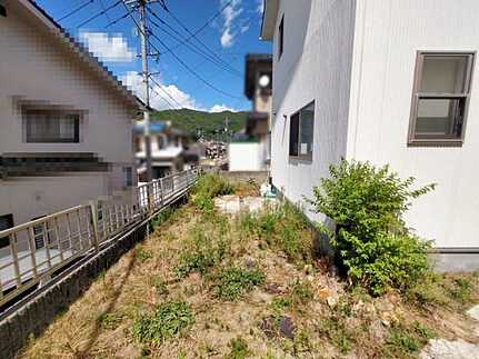 安芸区中野東６丁目の庭