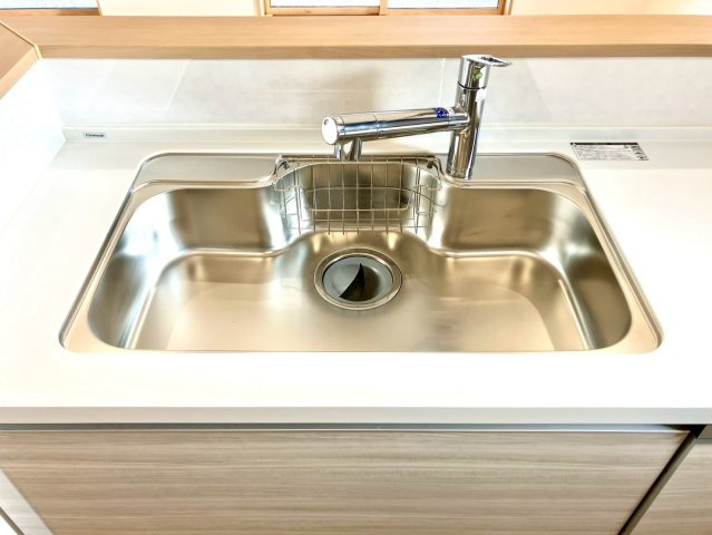 宇多津町平山　ゆとりのある２階建て新築戸建のキッチン