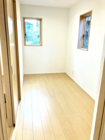 宇多津町平山　ゆとりのある２階建て新築戸建の洋室