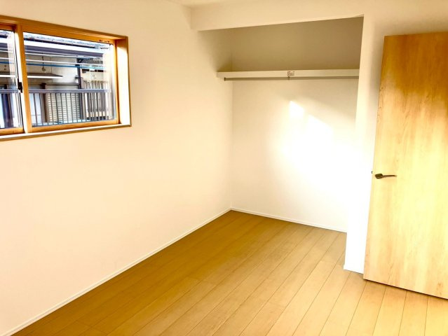 宇多津町平山　ゆとりのある２階建て新築戸建の洋室