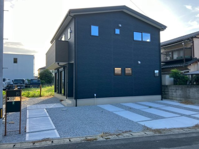 宇多津町平山　ゆとりのある２階建て新築戸建の外観