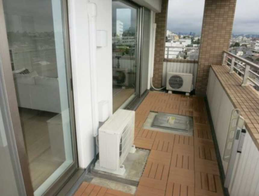 アーデン駒沢パークフロント　最上階角部屋　ペット相談　ルーフバルコニーのバルコニー