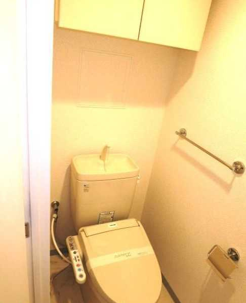 アーデン駒沢パークフロント　最上階角部屋　ペット相談　ルーフバルコニーのトイレ