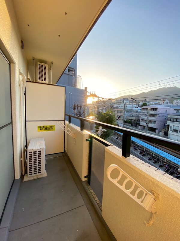 ロジュマン六甲のバルコニー