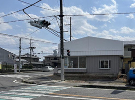 野洲市野洲の店舗事務所の外観