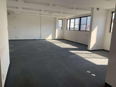 【内装】 | 藤井寺市西大井2区画倉庫付き事務所