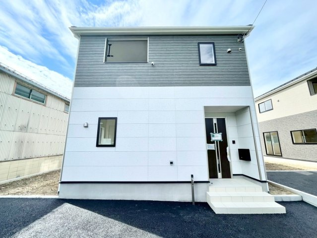 耐震等級３！ご成約プレゼント対象物件！の外観|完成済み物件！いつでも見学可能です♪お問合せは＜Tel 026-477-7419＞まで♪ 　３号棟
